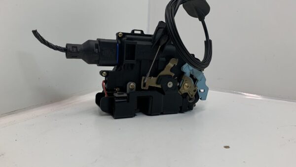 CERRADURA PUERTA DELANTERA DERECHA VOLKSWAGEN GOLF PLUS
