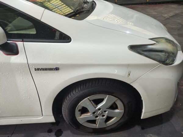 ALETA DELANTERA DERECHA TOYOTA PRIUS