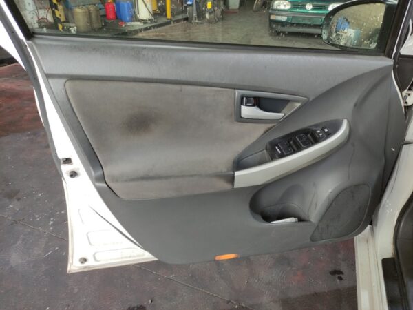 ELEVALUNAS DELANTERO IZQUIERDO TOYOTA PRIUS