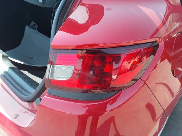 PILOTO TRASERO DERECHO RENAULT CLIO IV