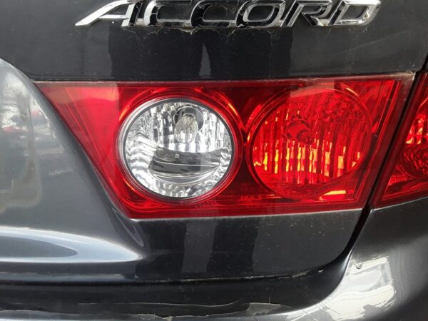 PILOTO TRASERO DERECHO INTERIOR HONDA ACCORD BERLINA