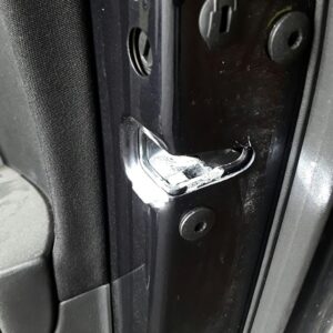 CERRADURA PUERTA TRASERA DERECHA  VOLKSWAGEN PASSAT BERLINA