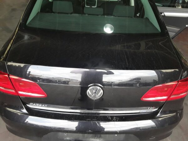 TAPA MALETERO VOLKSWAGEN PASSAT BERLINA