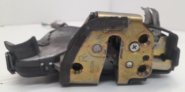 CERRADURA PUERTA DELANTERA DERECHA TOYOTA COROLLA VERSO