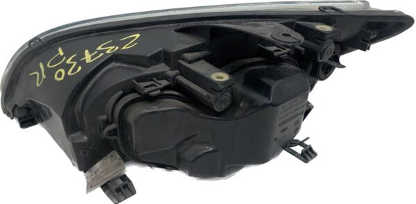 FARO DERECHO FORD FOCUS BERLINA