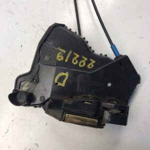 CERRADURA PUERTA DELANTERA DERECHA TOYOTA AVENSIS BERLINA