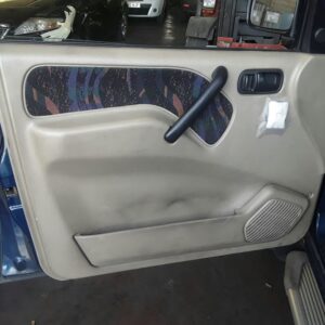 ELEVALUNAS DELANTERO IZQUIERDO NISSAN TERRANO/TERRANO.II