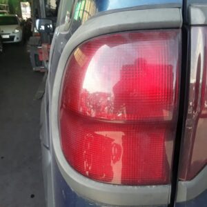 PILOTO TRASERO IZQUIERDO NISSAN TERRANO/TERRANO.II
