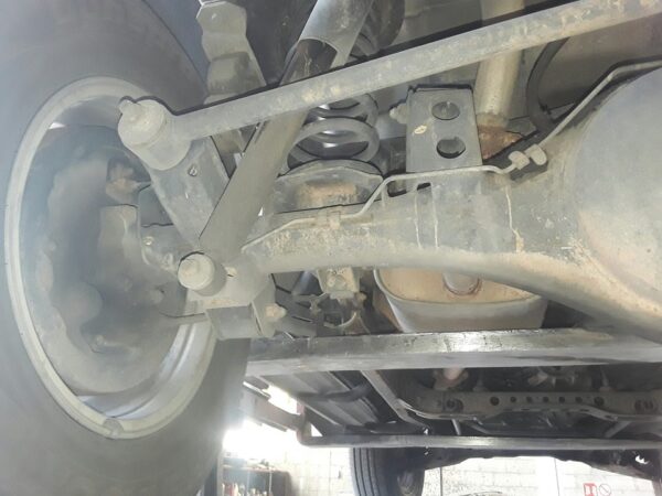 TRANSMISION TRASERA IZQUIERDA NISSAN TERRANO/TERRANO.II