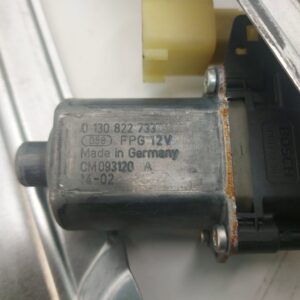 ELEVALUNAS DELANTERO DERECHO FORD KUGA