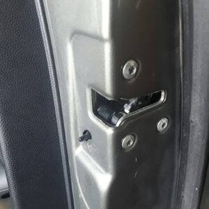CERRADURA PUERTA TRASERA DERECHA  HYUNDAI TUCSON