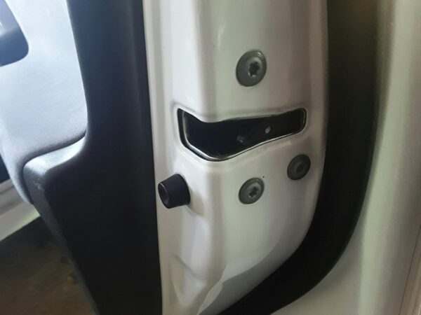 CERRADURA PUERTA DELANTERA DERECHA TOYOTA PRIUS
