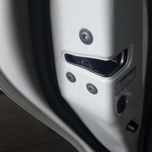 CERRADURA PUERTA TRASERA IZQUIERDA  TOYOTA PRIUS