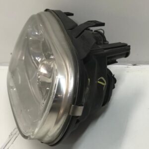 FARO DERECHO VOLKSWAGEN GOLF IV BERLINA
