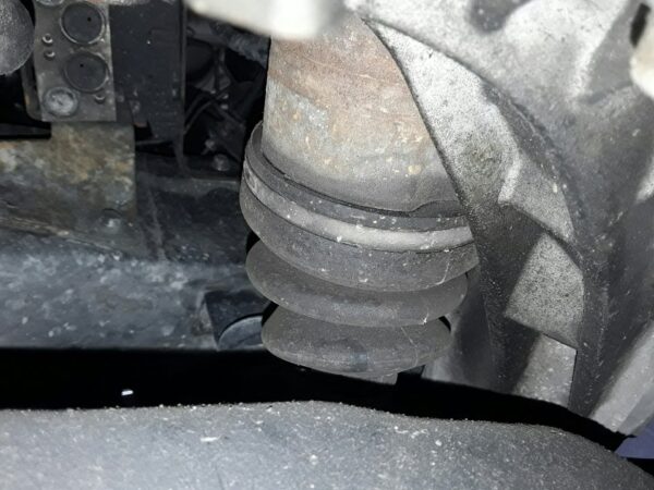 TRANSMISION DELANTERA IZQUIERDA HYUNDAI SANTA FE