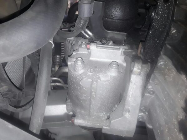 COMPRESOR AIRE ACONDICIONADO MITSUBISHI GRANDIS