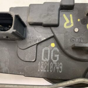 CERRADURA PUERTA DELANTERA DERECHA OPEL ASTRA GTC