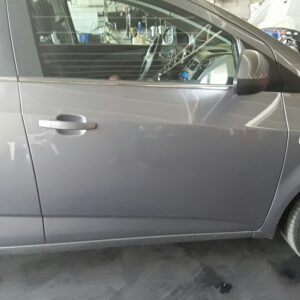 PUERTA DELANTERA DERECHA CHEVROLET AVEO