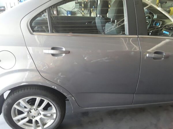 PUERTA TRASERA DERECHA CHEVROLET AVEO