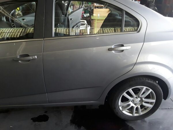 PUERTA TRASERA IZQUIERDA CHEVROLET AVEO