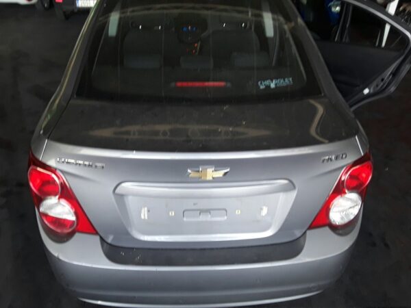 TAPA MALETERO CHEVROLET AVEO