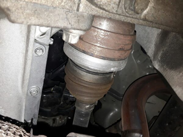 TRANSMISION DELANTERA DERECHA CHEVROLET AVEO