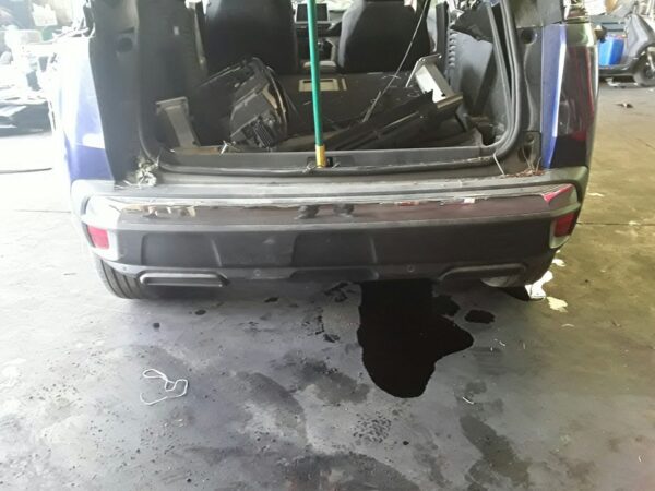 PARAGOLPES TRASERO PEUGEOT 3008