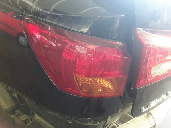 PILOTO TRASERO IZQUIERDO LEXUS IS (DS2/IS2)