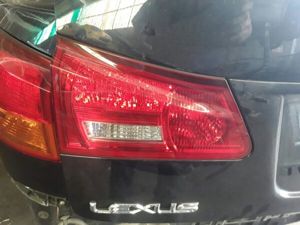 PILOTO TRASERO IZQUIERDO INTERIOR LEXUS IS (DS2/IS2)