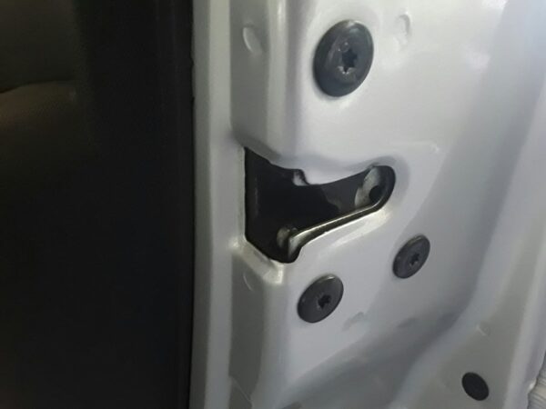 CERRADURA PUERTA DELANTERA DERECHA DACIA LOGAN