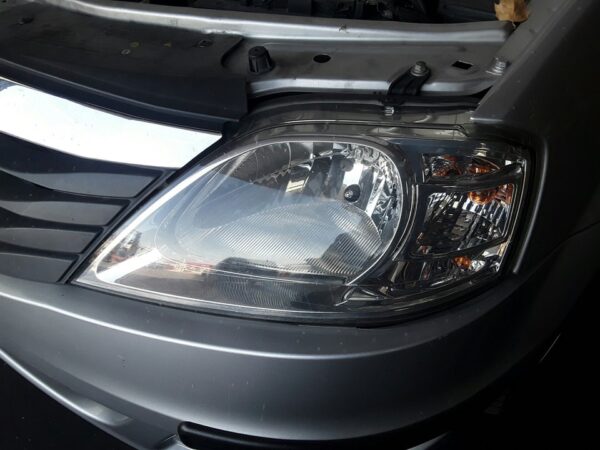 FARO IZQUIERDO DACIA LOGAN