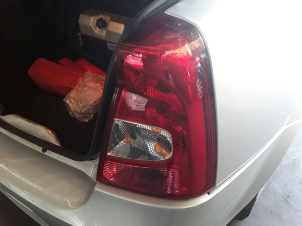 PILOTO TRASERO DERECHO DACIA LOGAN