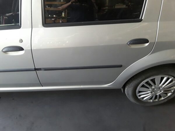 PUERTA TRASERA IZQUIERDA DACIA LOGAN