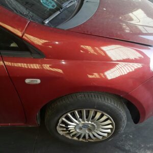 ALETA DELANTERA DERECHA FIAT GRANDE PUNTO