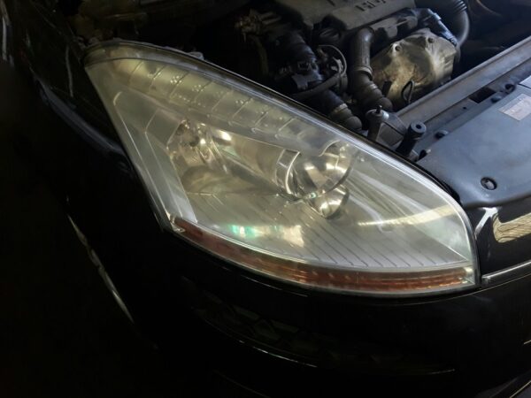 FARO DERECHO CITROEN C4 PICASSO