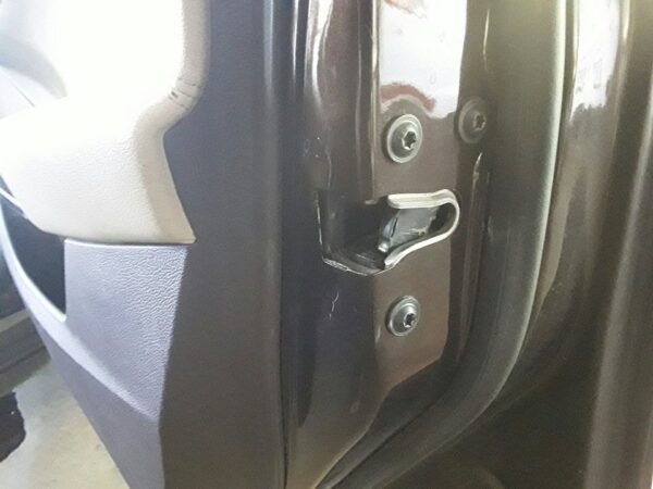 CERRADURA PUERTA DELANTERA DERECHA OPEL INSIGNIA BERLINA