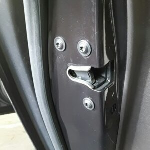 CERRADURA PUERTA TRASERA IZQUIERDA  OPEL INSIGNIA BERLINA