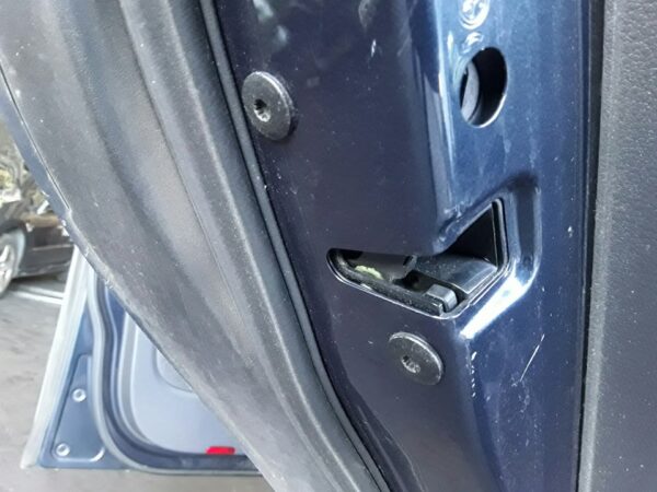 CERRADURA PUERTA TRASERA IZQUIERDA  VOLKSWAGEN GOLF PLUS