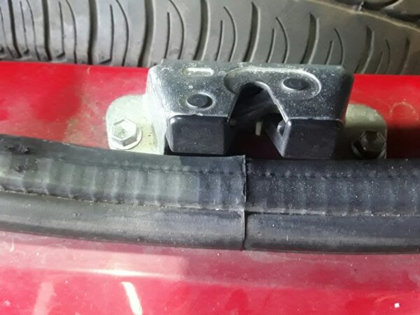 CERRADURA MALETERO / PORTON CITROEN C1