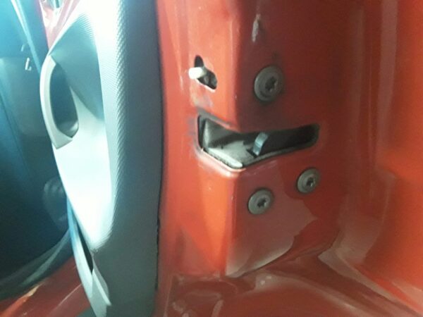 CERRADURA PUERTA TRASERA DERECHA  CITROEN C1