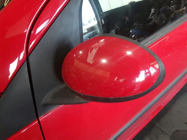 RETROVISOR IZQUIERDO CITROEN C1