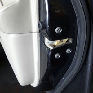 CERRADURA PUERTA DELANTERA DERECHA SUBARU LEGACY BERL. B13