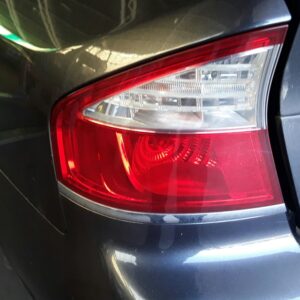 PILOTO TRASERO IZQUIERDO SUBARU LEGACY BERL. B13