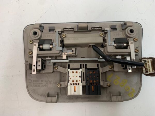 LUZ INTERIOR SUBARU LEGACY BERL. B13