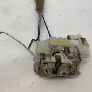 CERRADURA PUERTA DELANTERA IZQUIERDA  SUBARU LEGACY BERL. B13
