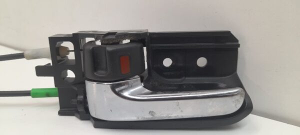 CERRADURA PUERTA TRASERA IZQUIERDA  TOYOTA AVENSIS BERLINA