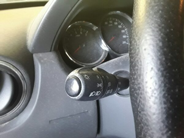 MANDO LUCES DACIA DUSTER