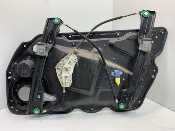 ELEVALUNAS DELANTERO IZQUIERDO VOLKSWAGEN PASSAT BERLINA