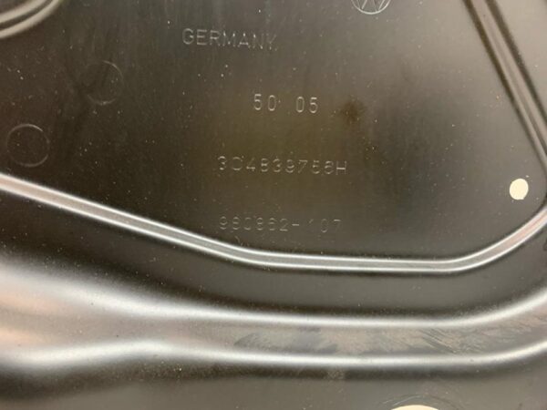 ELEVALUNAS TRASERO DERECHO VOLKSWAGEN PASSAT BERLINA