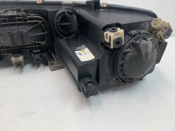FARO DERECHO MAZDA 6 BERLINA